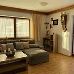 Haus Reichlas Prázdninový dům Längenfeld