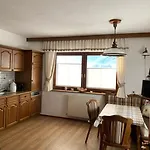 Haus Reichlas Feriehus *